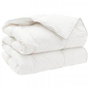 Зимна олекотена завивка Fulda Comfort с пълнеж от 90% гъши пух, 210 г/м²