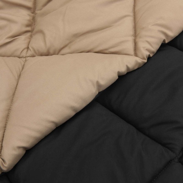 Зимна двулицева олекотена завивка Color Arctic с полиестерен пълнеж, 450 г/м², в черно и таупе