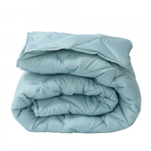 Зимна олекотена завивка за единично легло 150/210 см Елинор светлосиня