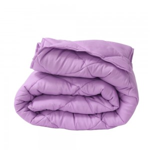 Зимна олекотена завивка за спалня 200/210 см Елинор лила