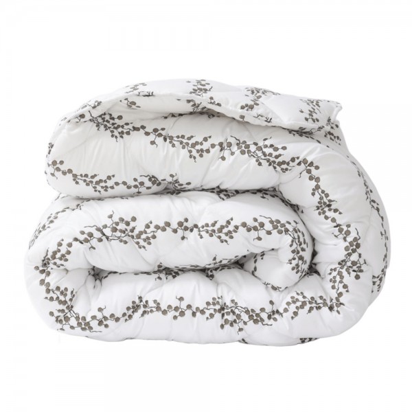 Зимна олекотена завивка за спалня 200/210 см Хюга клонки