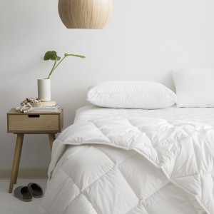 Двойна лятна олекотена завивка 195/210 см COTTON DELUXE 100% памук