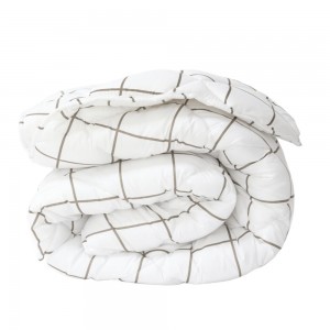 Зимна олекотена завивка за спалня 200/210 см Хюга Челси