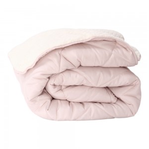 Зимна олекотена завивка шерпа за спалня 200/210 см Коузи бледорозова